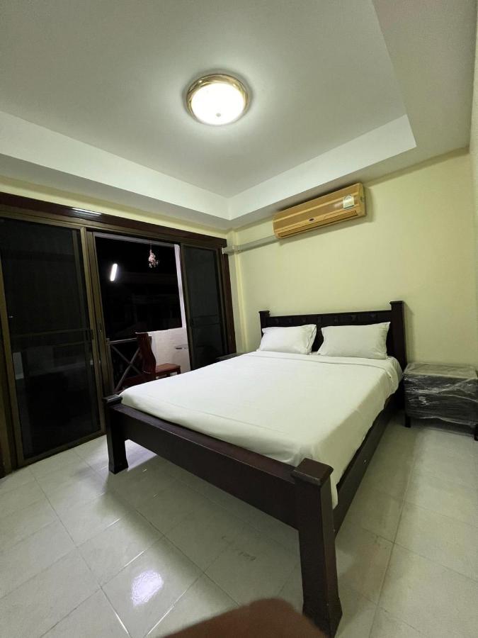 Hideaway House Patong Apartamento Exterior foto